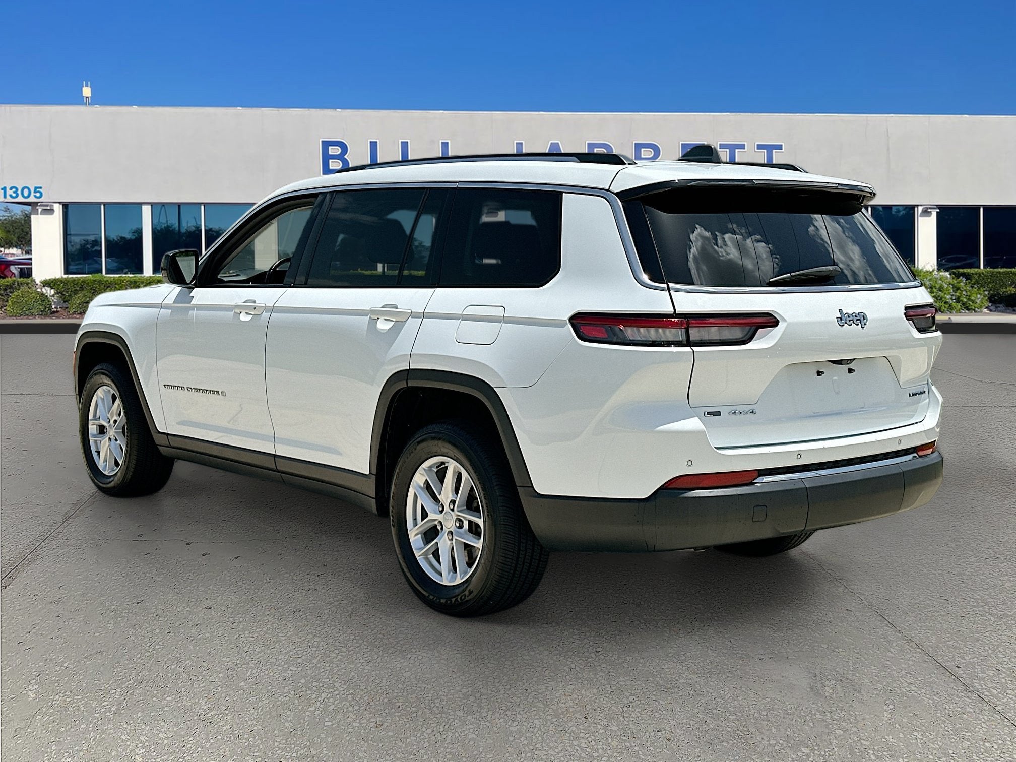 2022 Jeep Grand Cherokee L Laredo