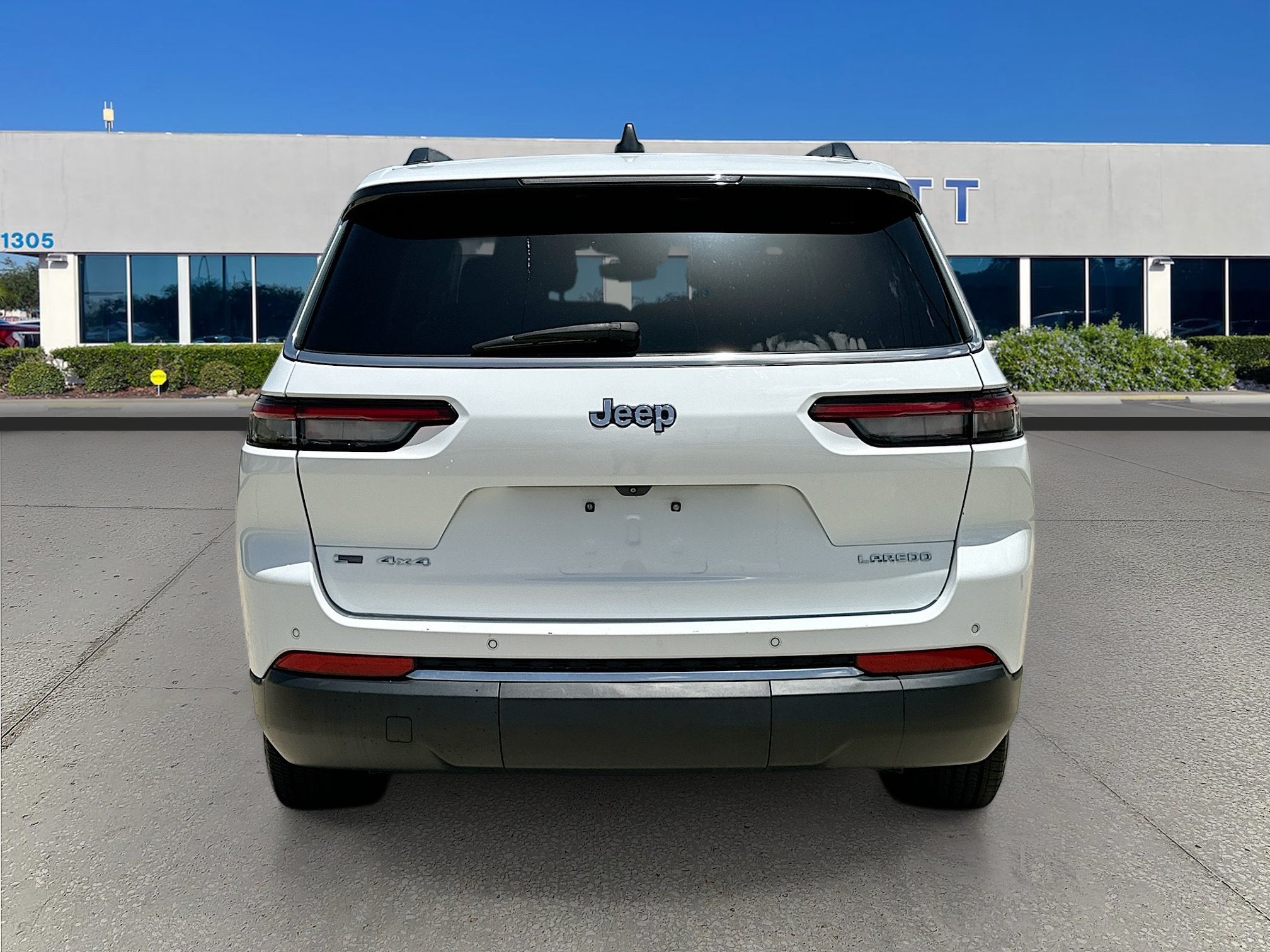 2022 Jeep Grand Cherokee L Laredo