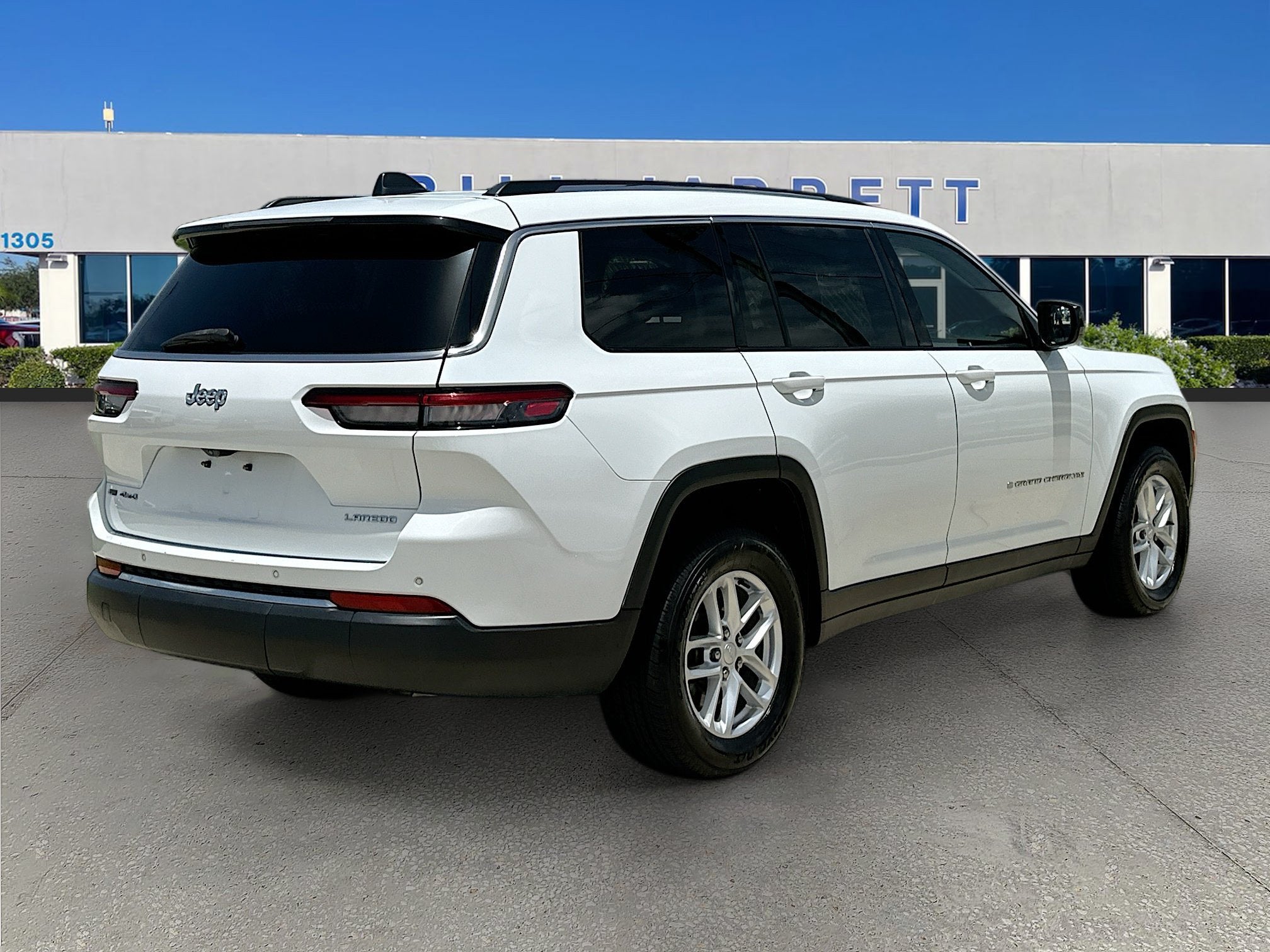 2022 Jeep Grand Cherokee L Laredo