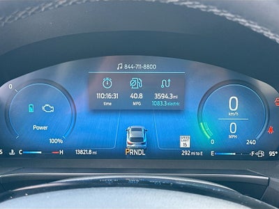 2025 Ford Escape Platinum