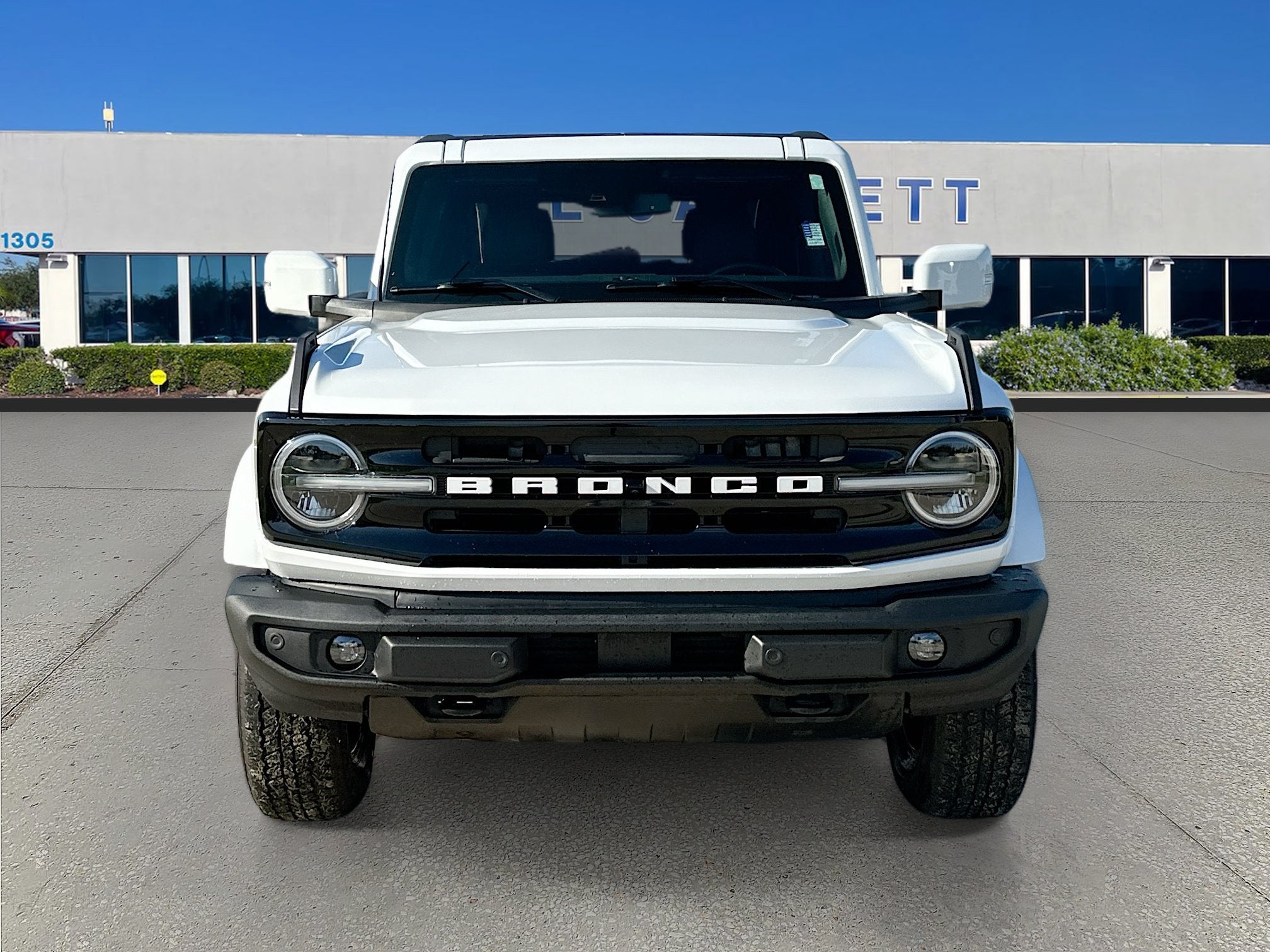 2025 Ford Bronco Outer Banks