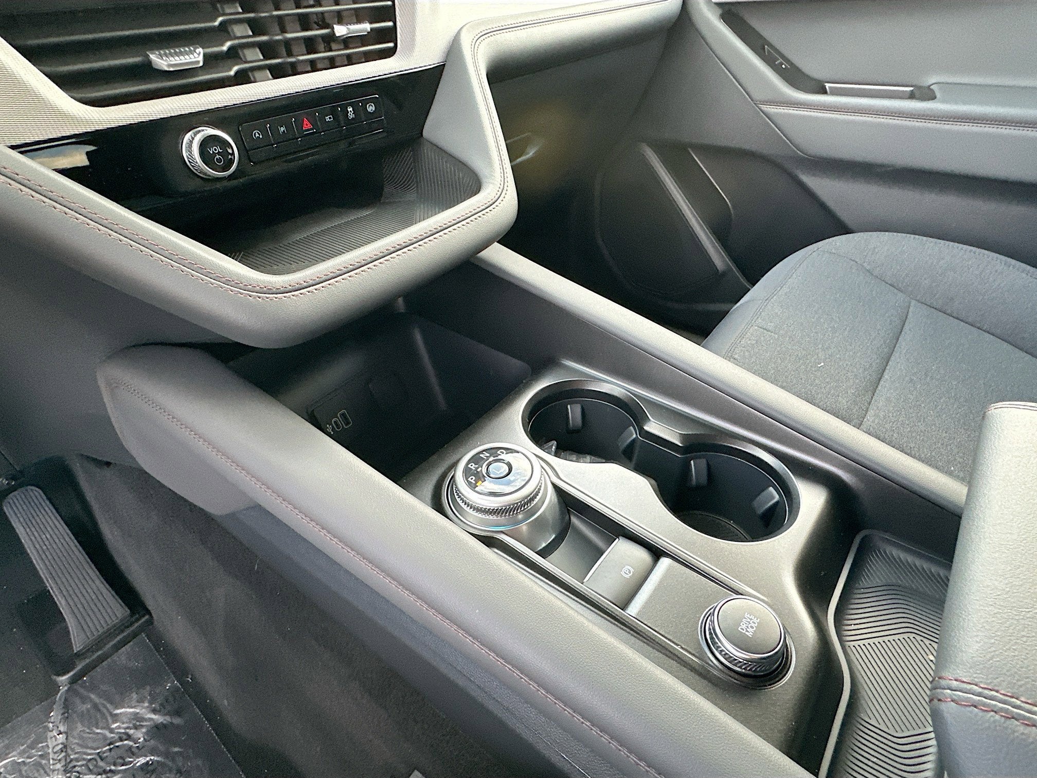 2026 Ford Explorer Active 100A