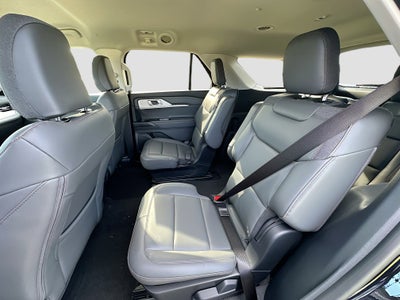 2026 Ford Explorer Active w/100A Pkg