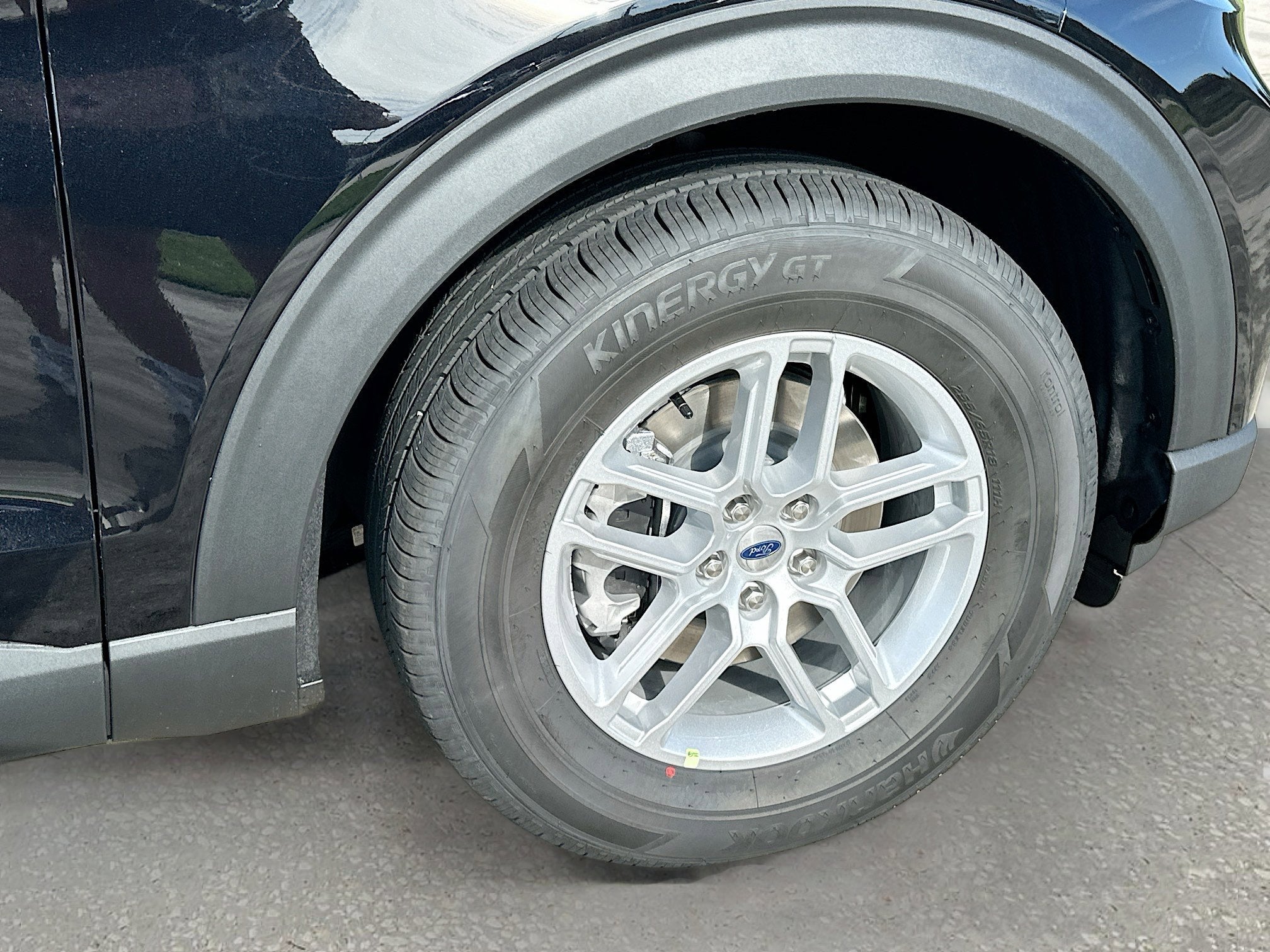 2026 Ford Explorer Active w/100A Pkg