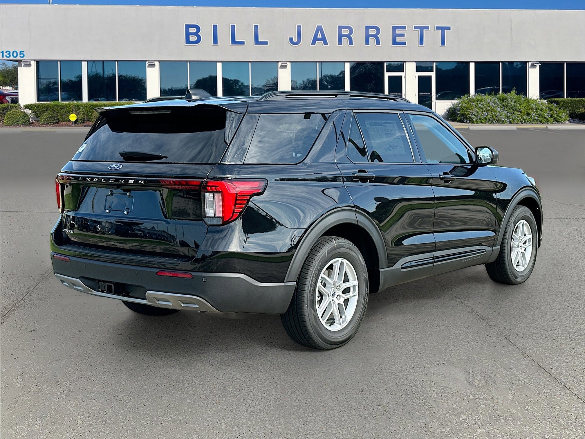 2026 Ford Explorer Active w/100A Pkg