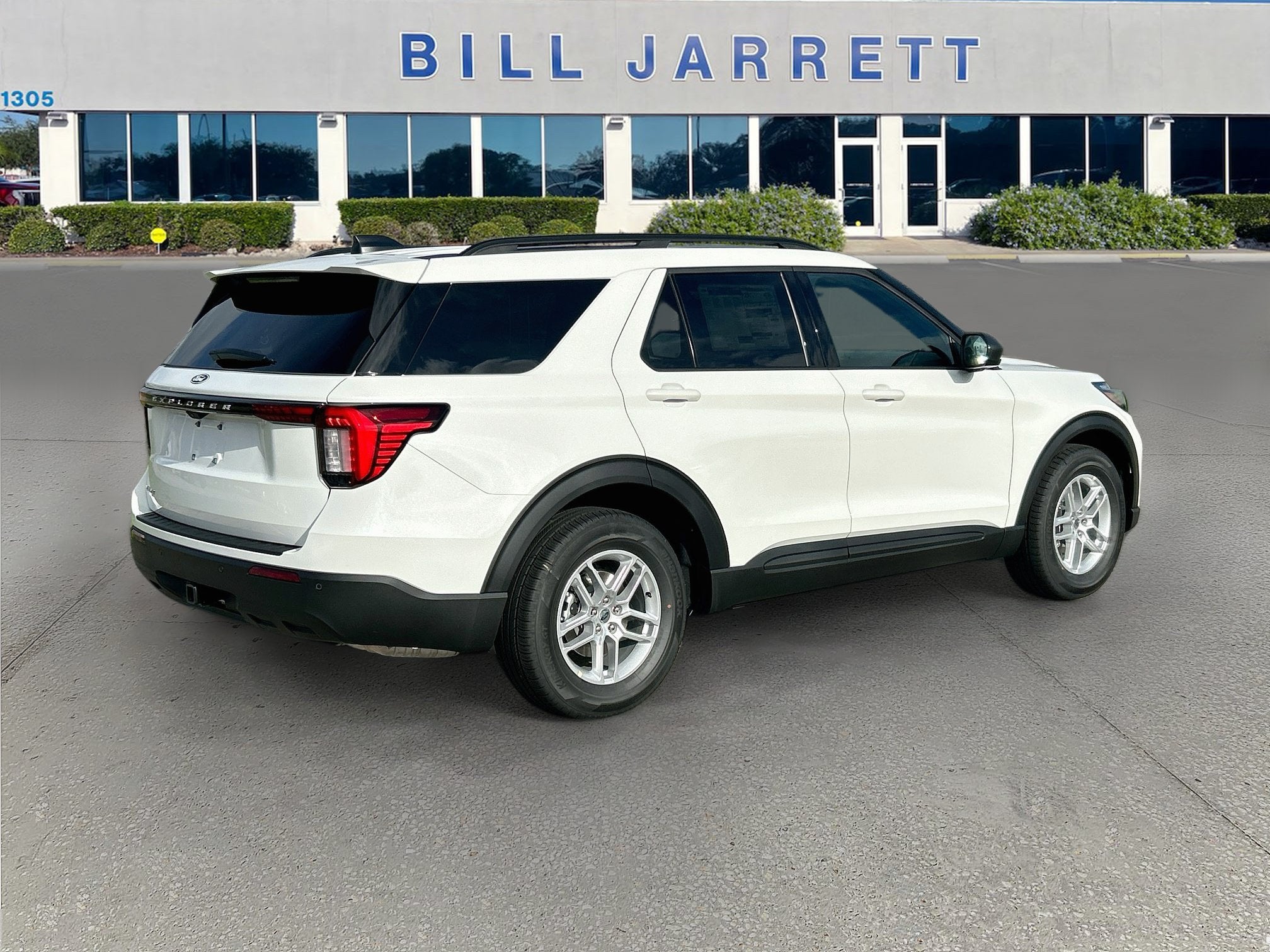 2027 Ford Explorer Active w/100A Pkg