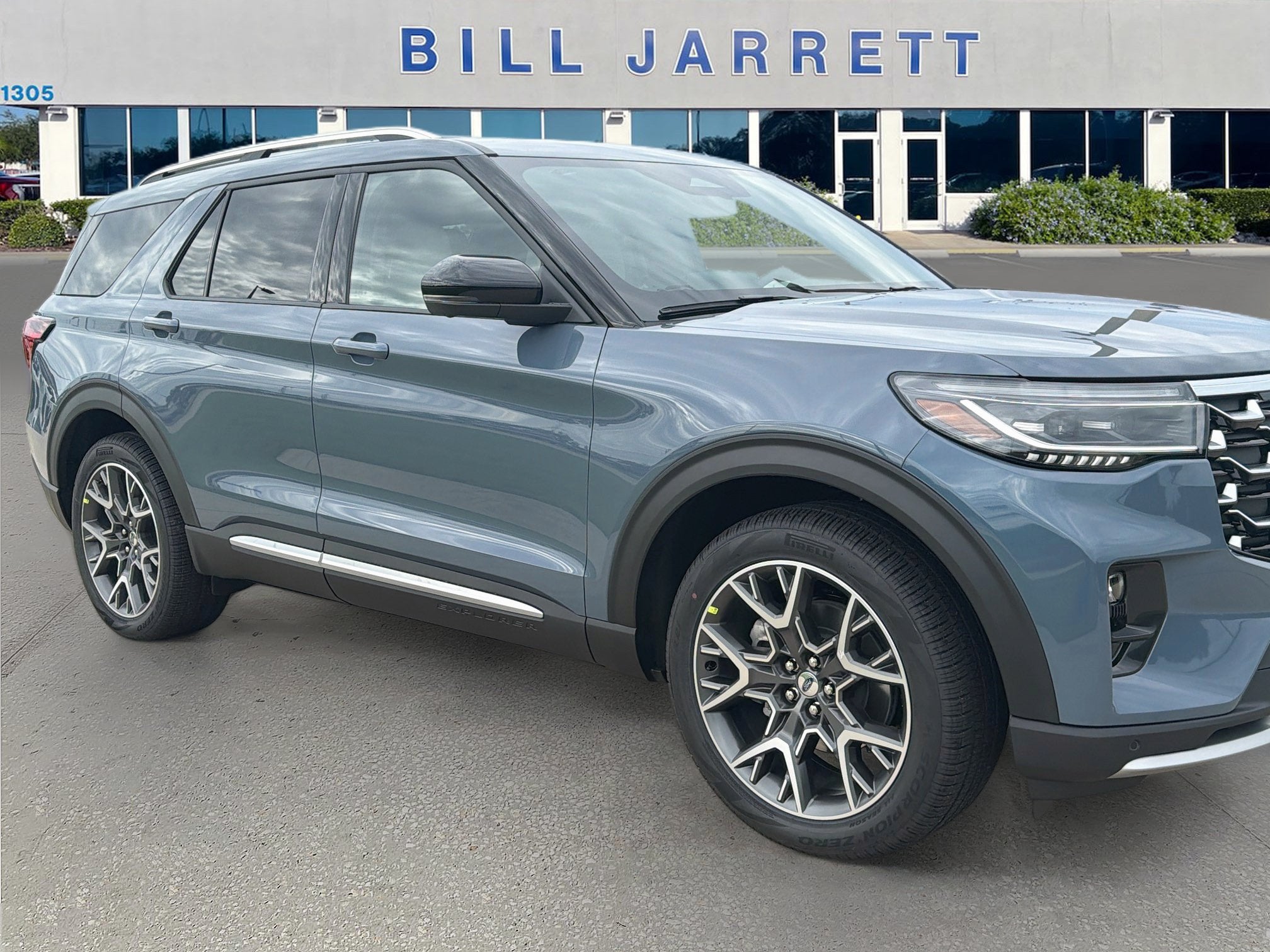 2027 Ford Explorer Platinum