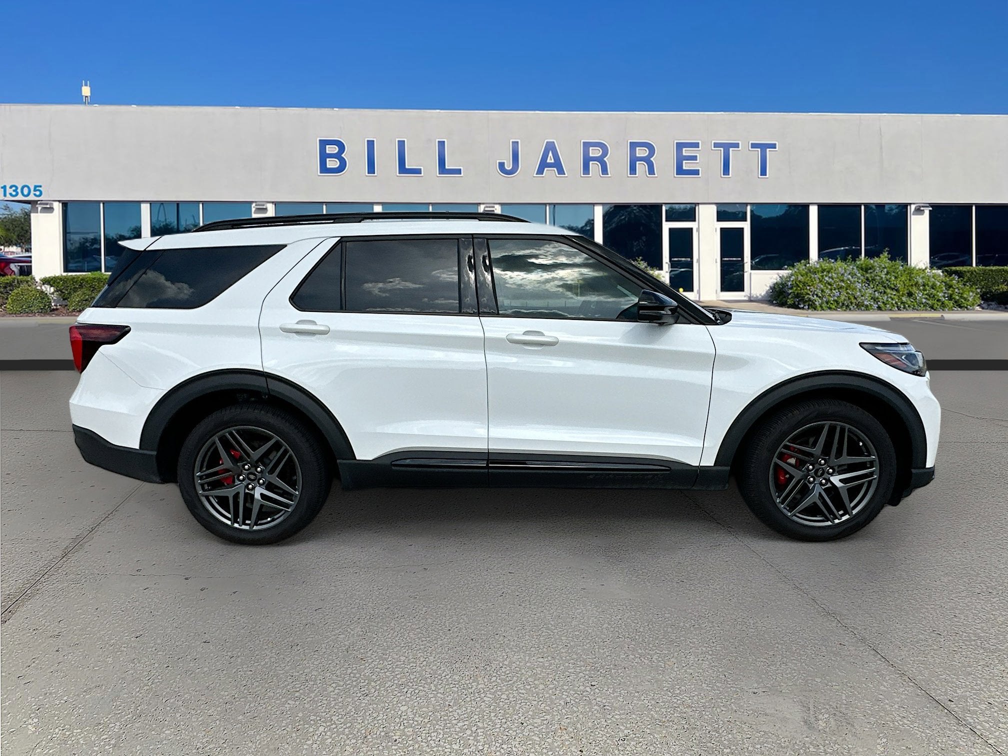 2025 Ford Explorer ST