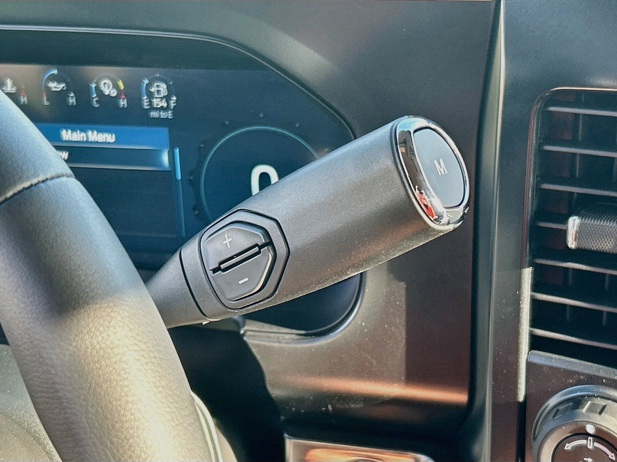 2027 Ford F-250SD F-250® Lariat®