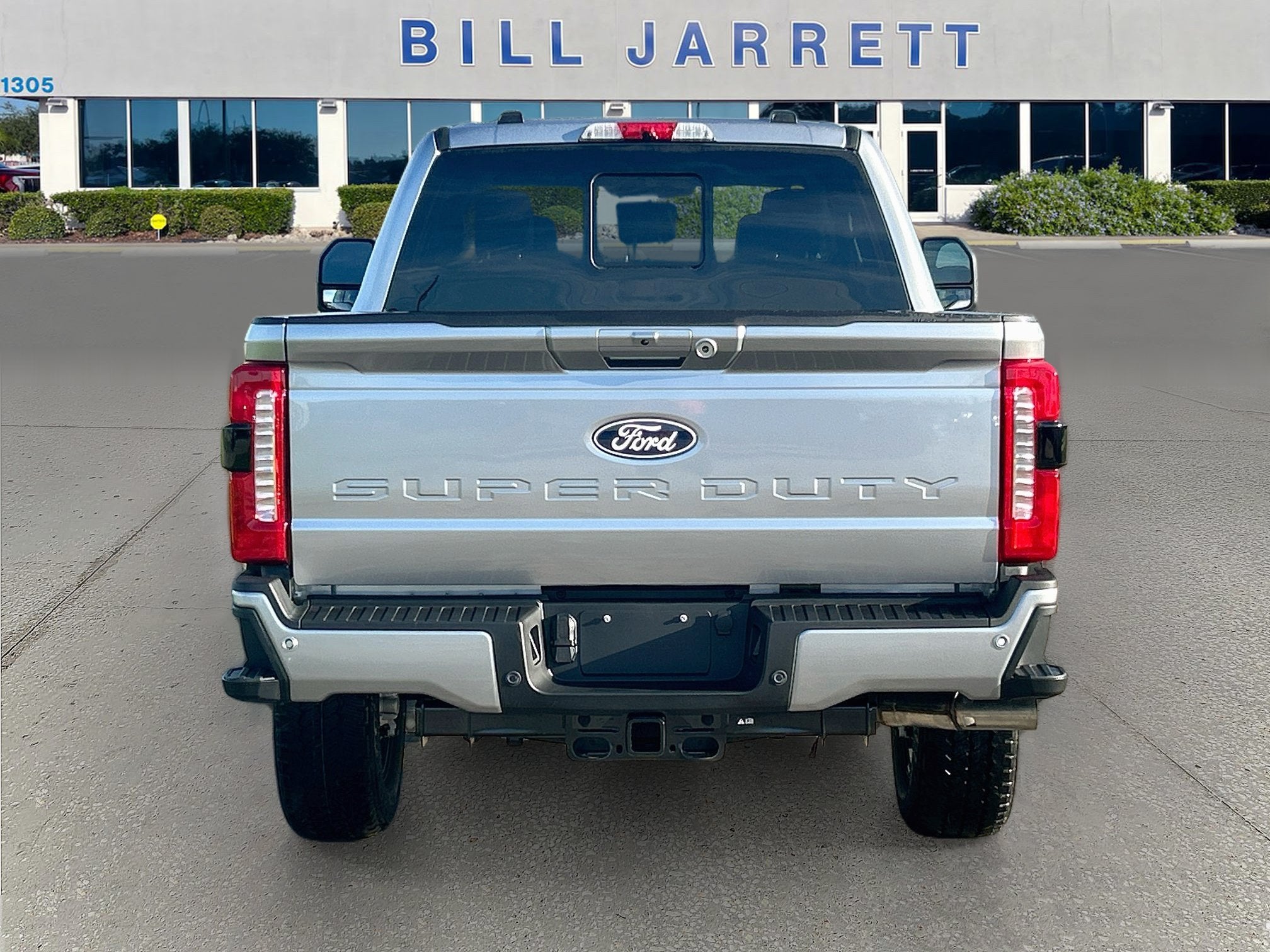 2027 Ford F-250SD F-250® Lariat®