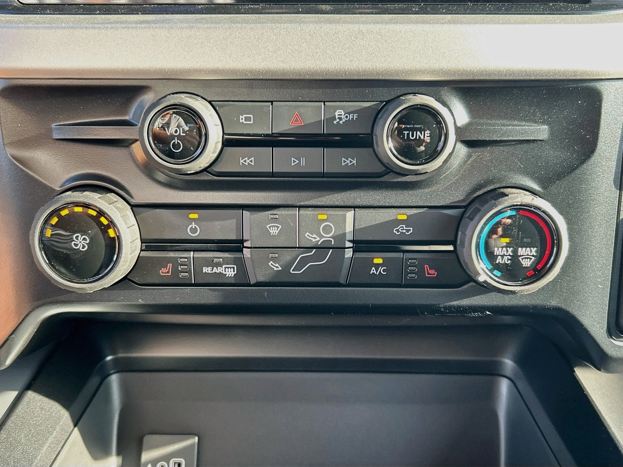 2027 Ford F-250SD F-250® XLT
