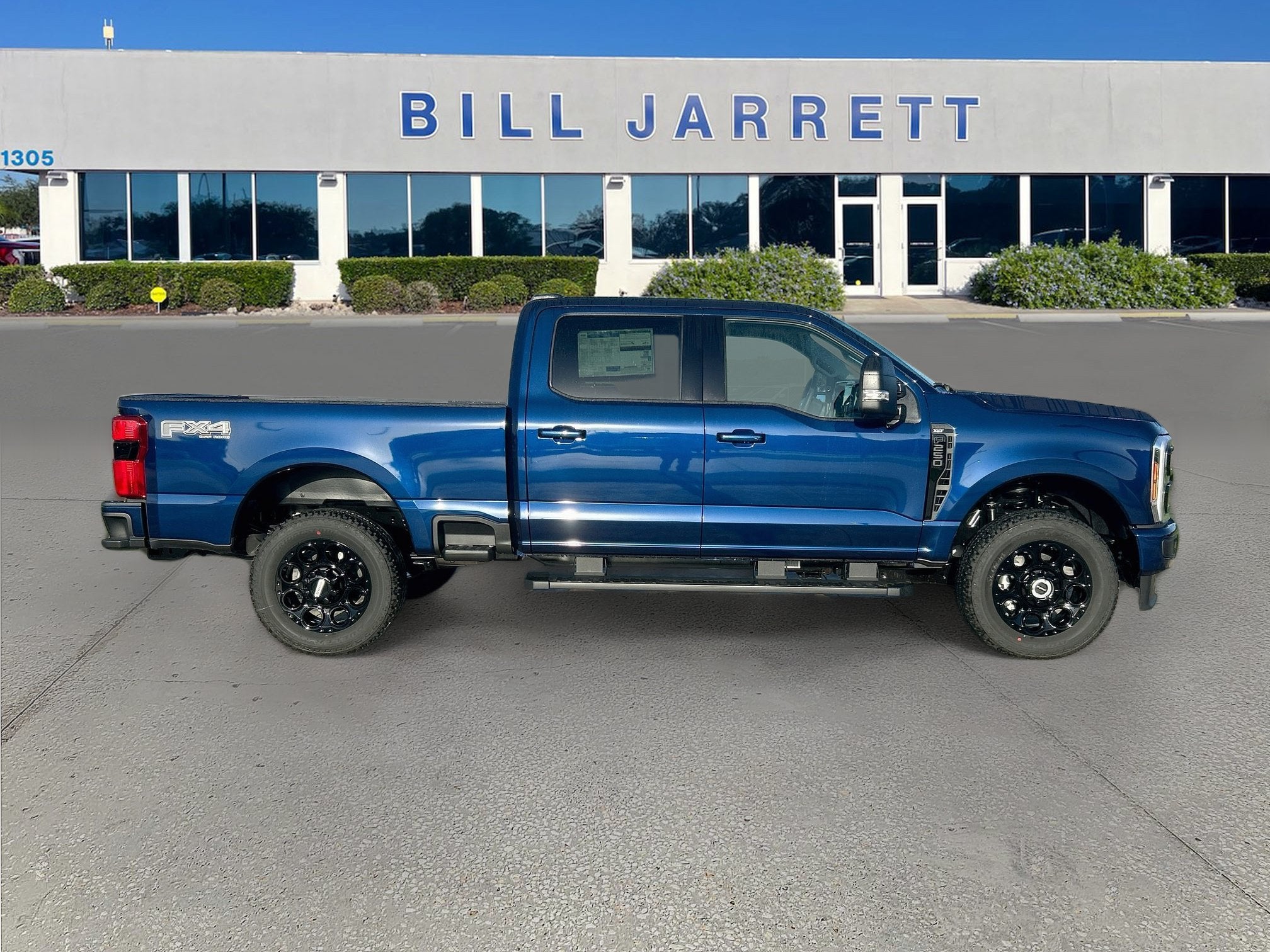 2027 Ford F-250SD F-250® XLT