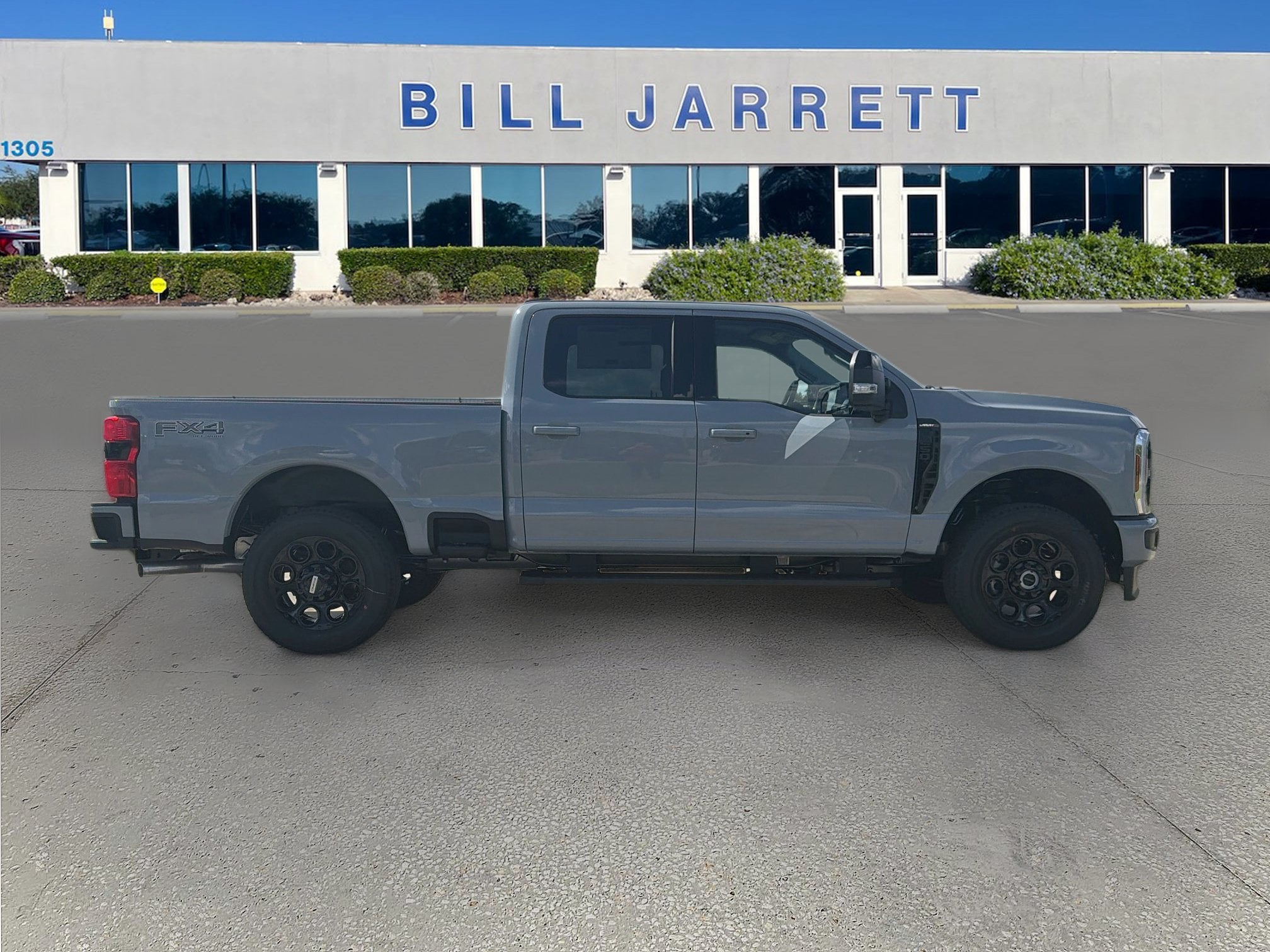 2027 Ford F-250SD F-250® Lariat®
