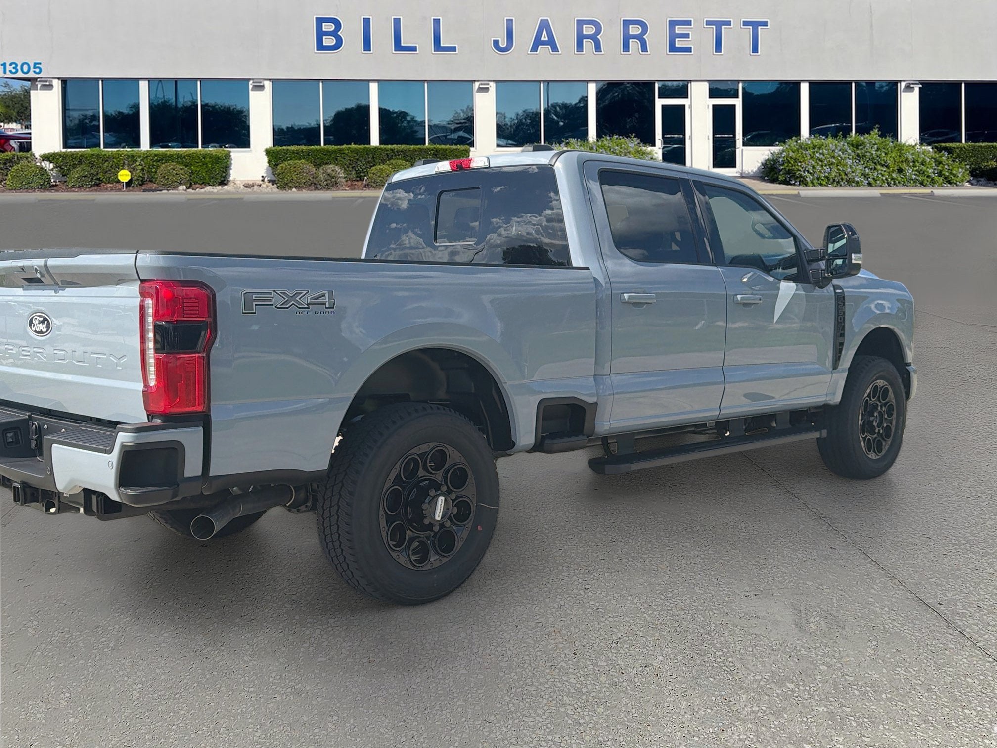 2027 Ford F-250SD F-250® Lariat®