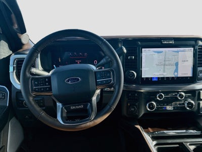 2026 Ford Super Duty F-350 DRW F-350® King Ranch®