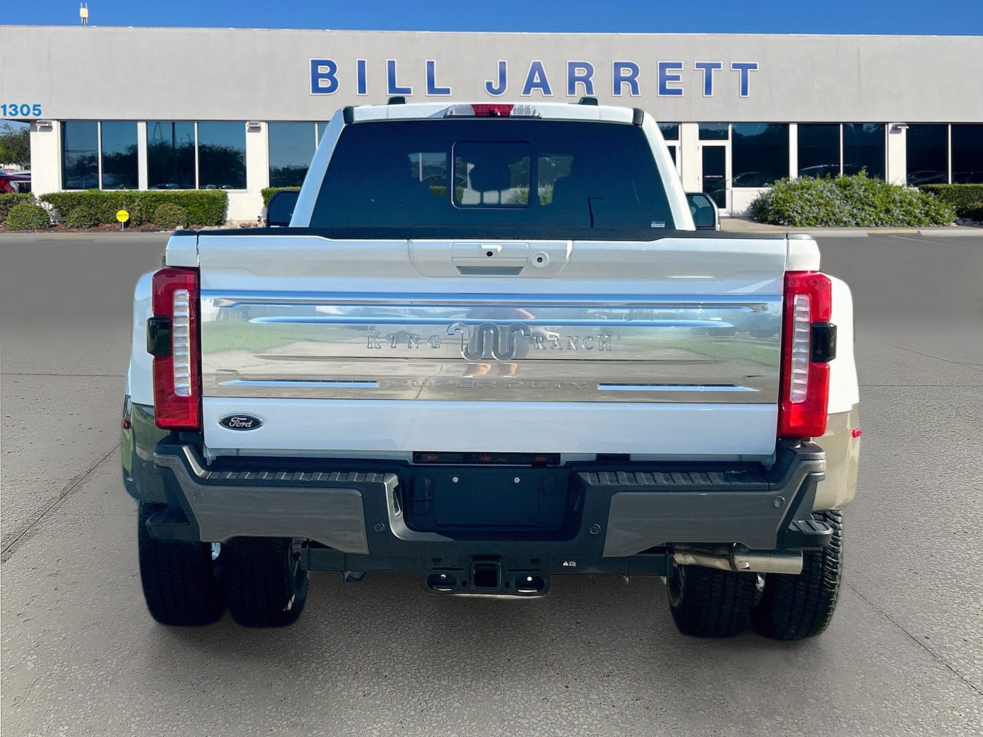 2026 Ford Super Duty F-350 DRW F-350® King Ranch®