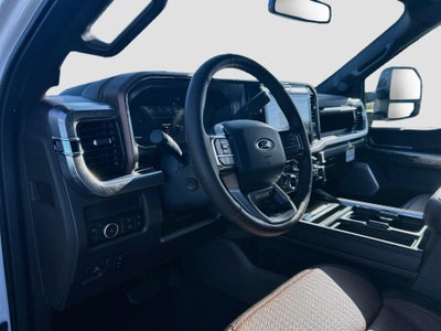 2026 Ford Super Duty F-350 DRW F-350® King Ranch®