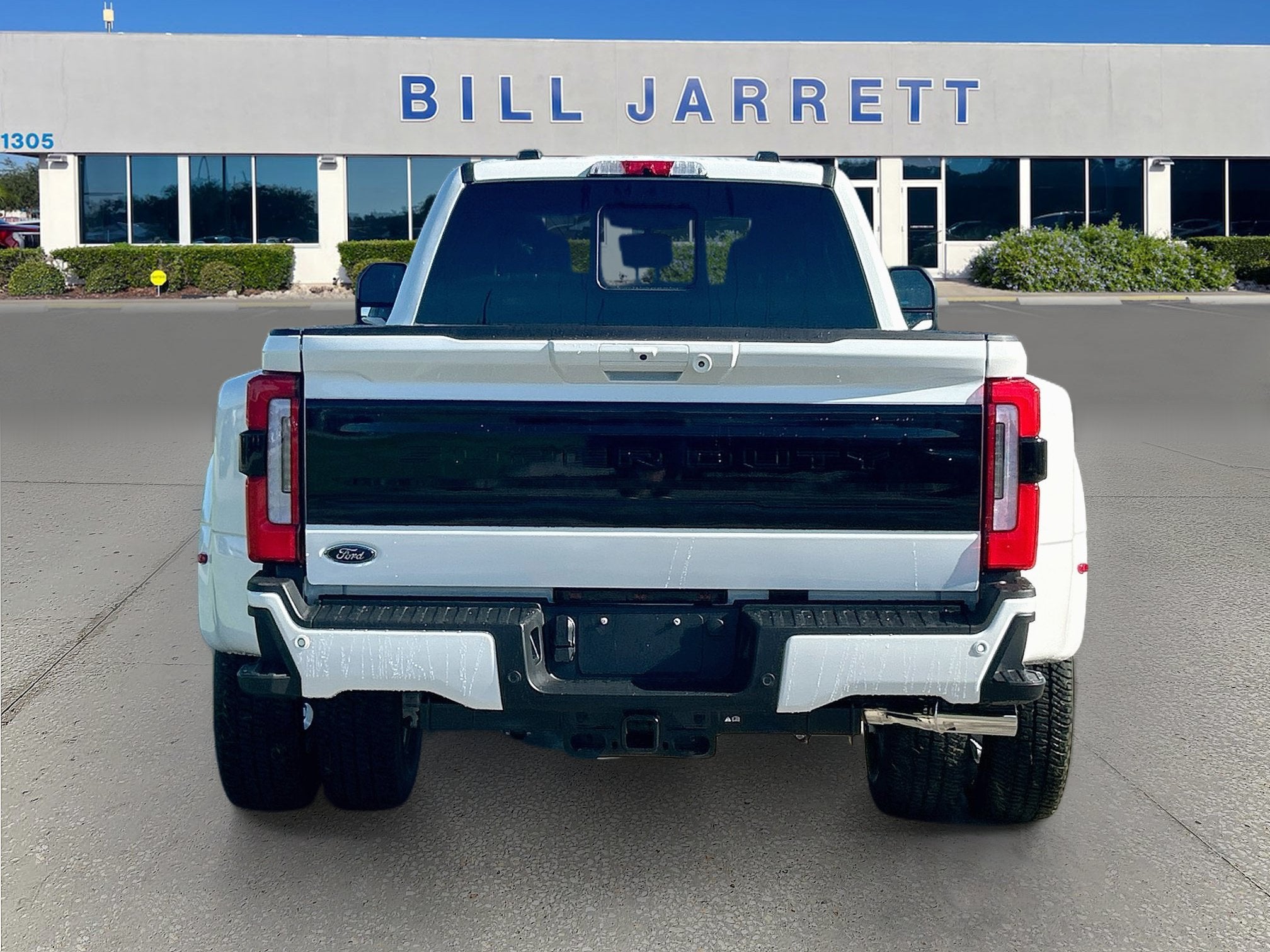 2026 Ford Super Duty F-350 DRW F-350® Platinum®