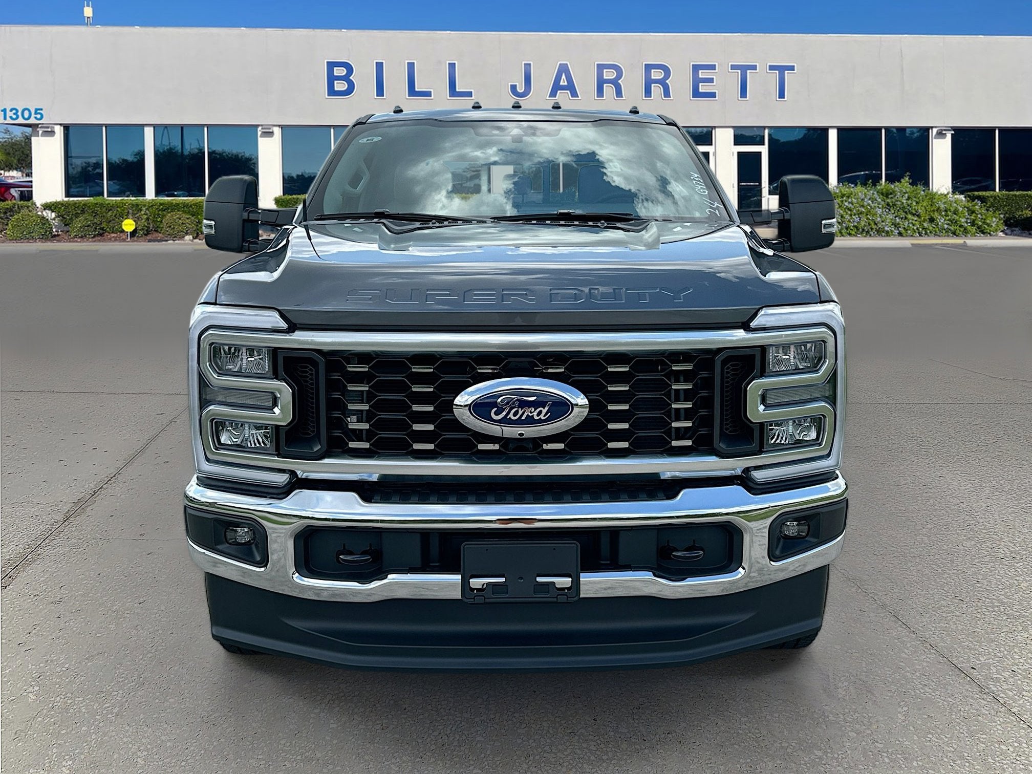 2026 Ford Super Duty F-350 DRW F-350® XLT