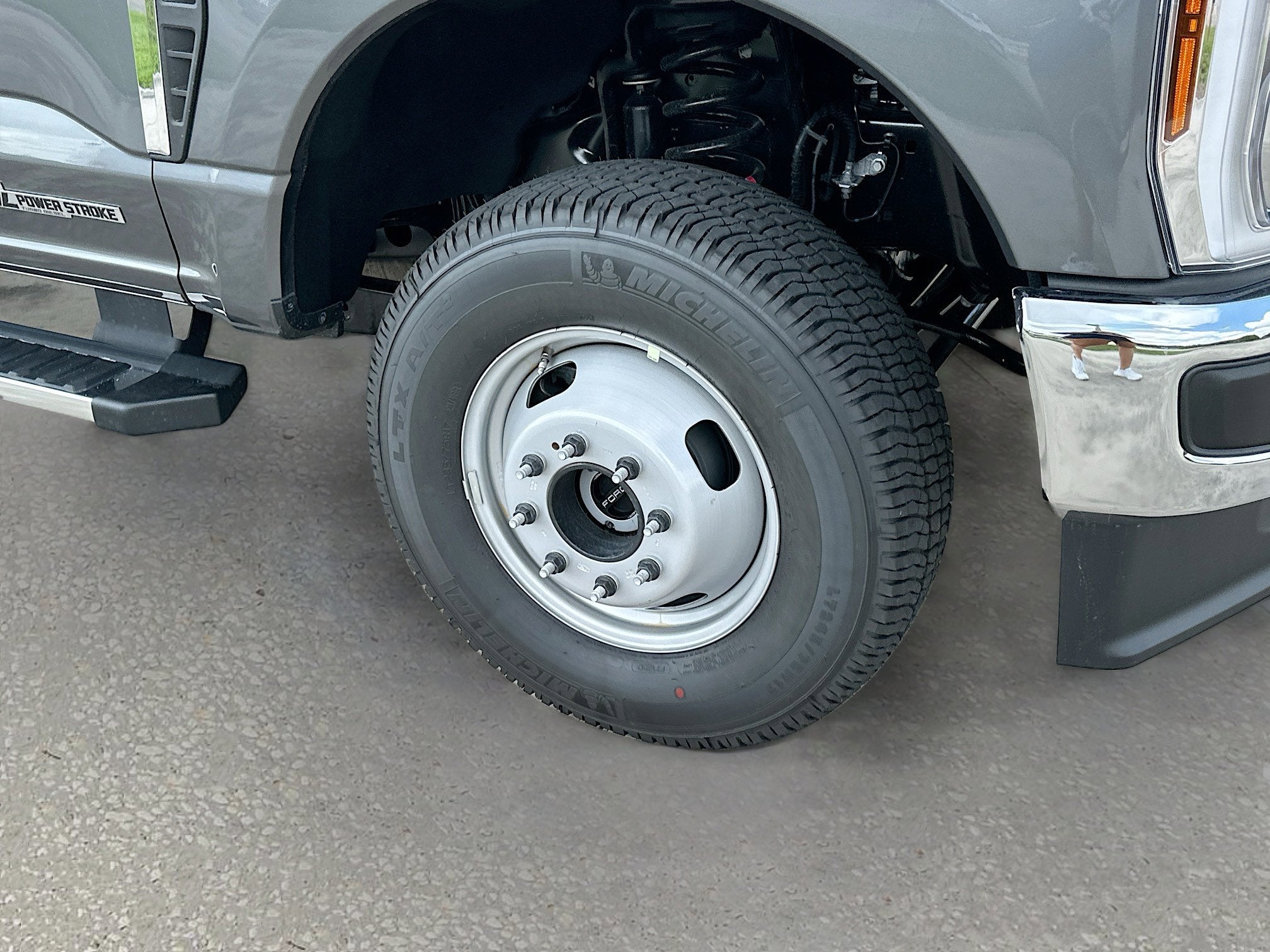 2026 Ford Super Duty F-350 DRW F-350® XLT