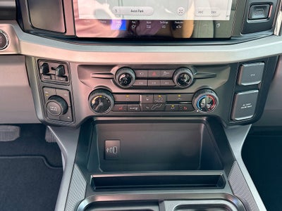 2026 Ford Super Duty F-350 DRW F-350® XLT