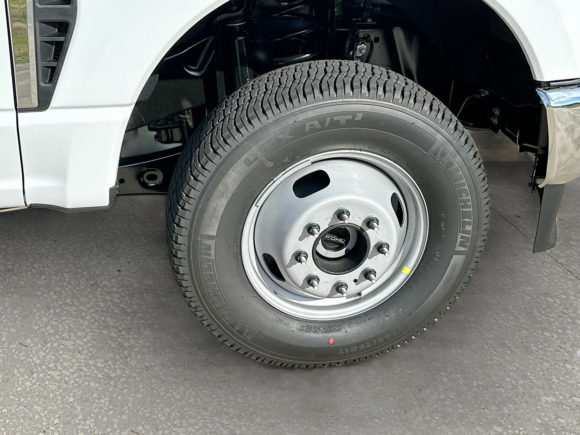 2026 Ford Super Duty F-350 DRW F-350® XLT