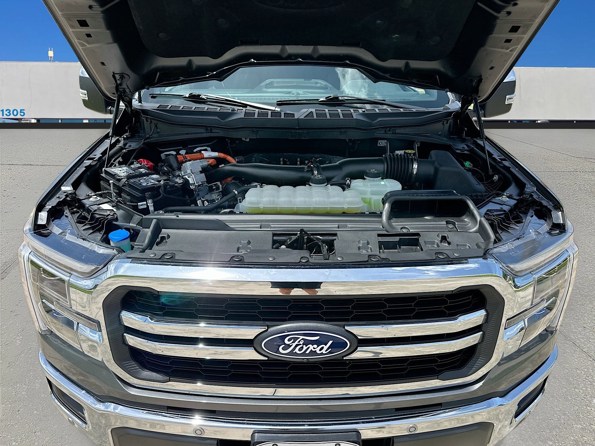 2025 Ford F-150 LARIAT