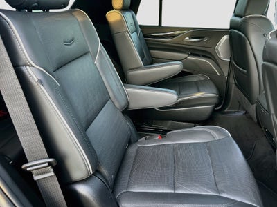 2022 Cadillac Escalade Sport