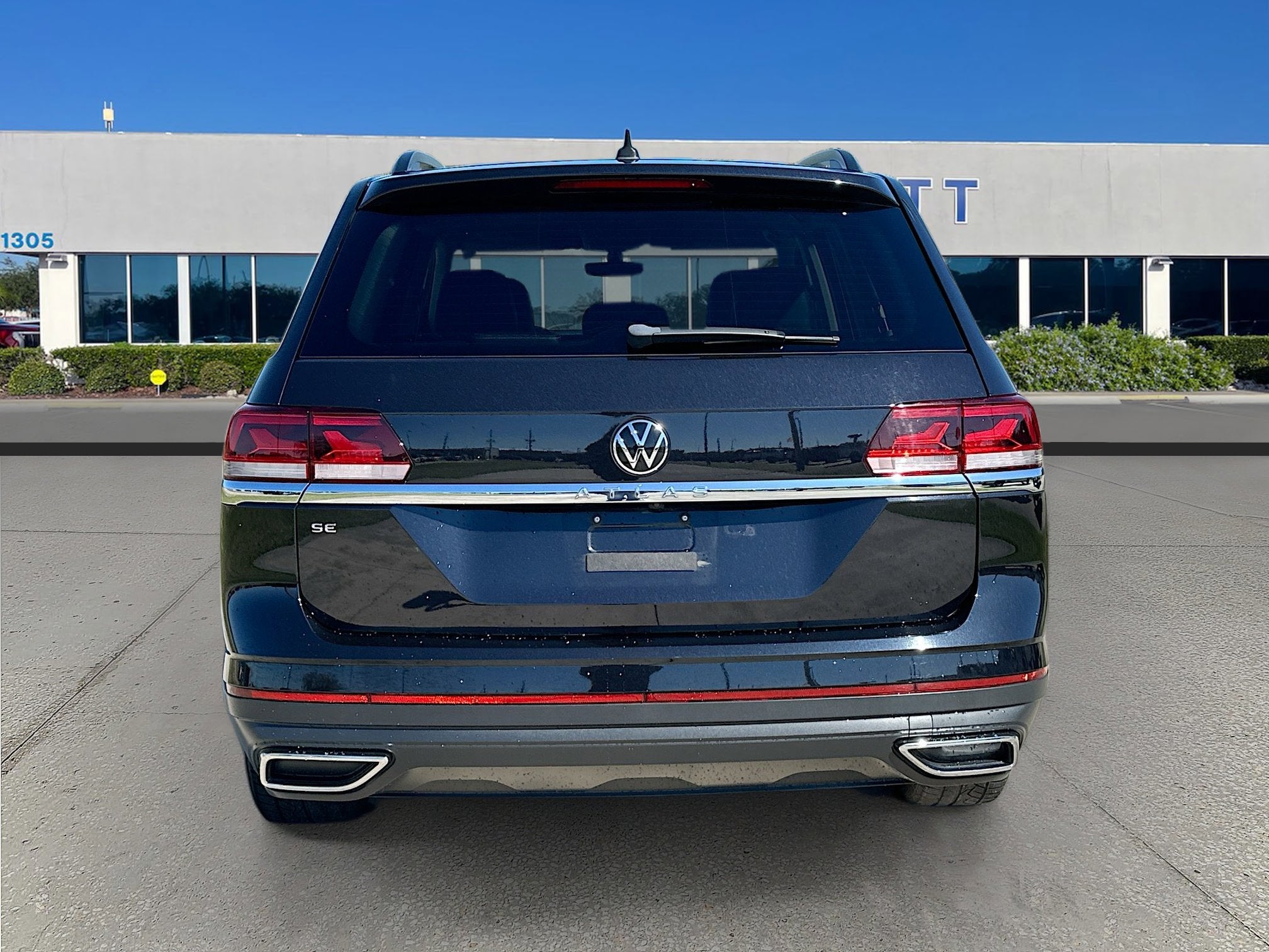 2023 Volkswagen Atlas 2.0T SE