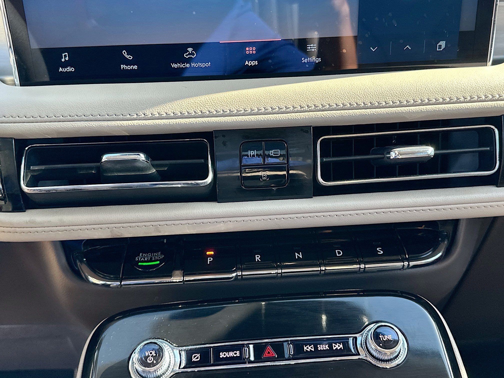 2023 Lincoln Nautilus Standard