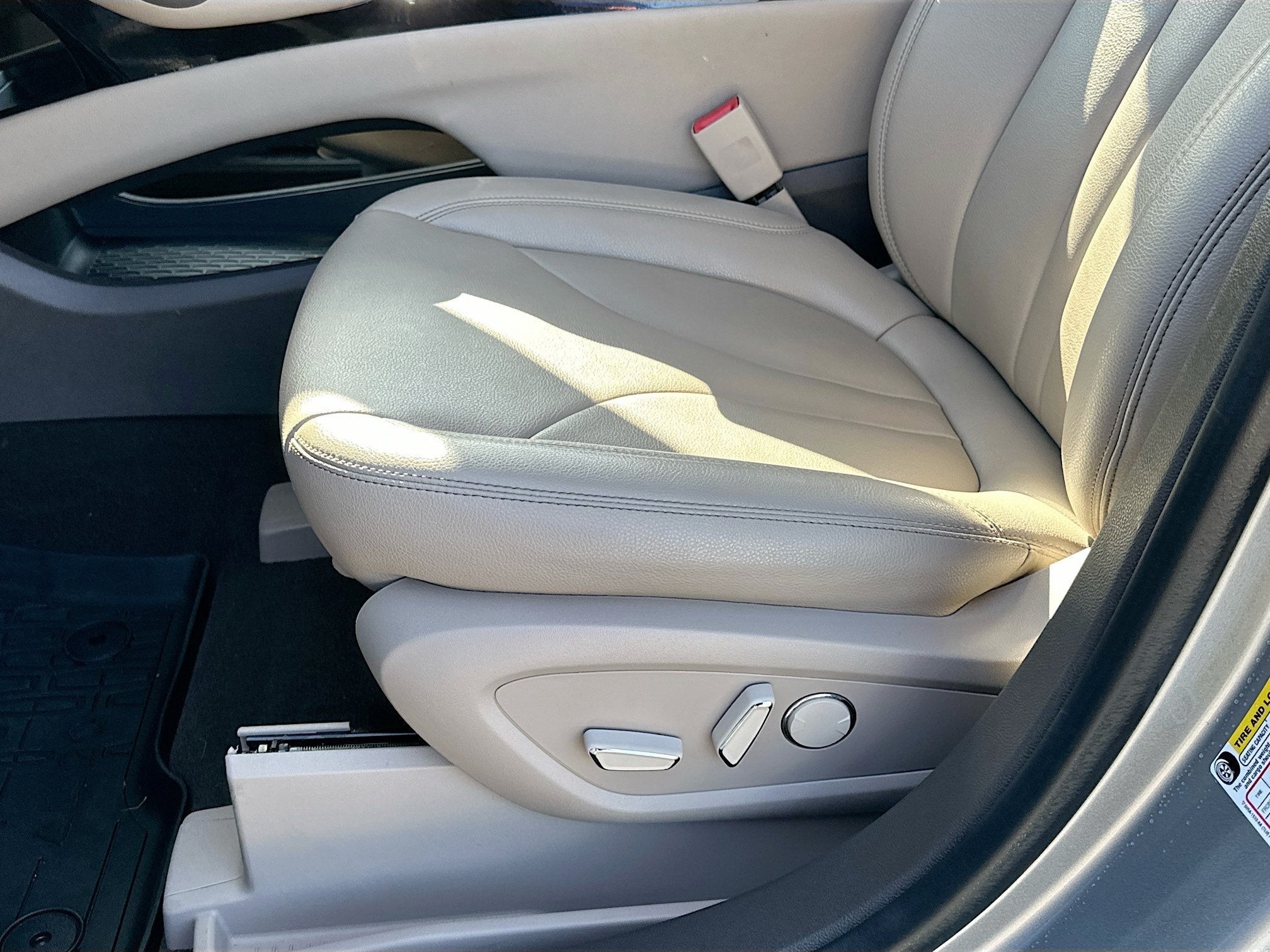 2023 Lincoln Nautilus Standard