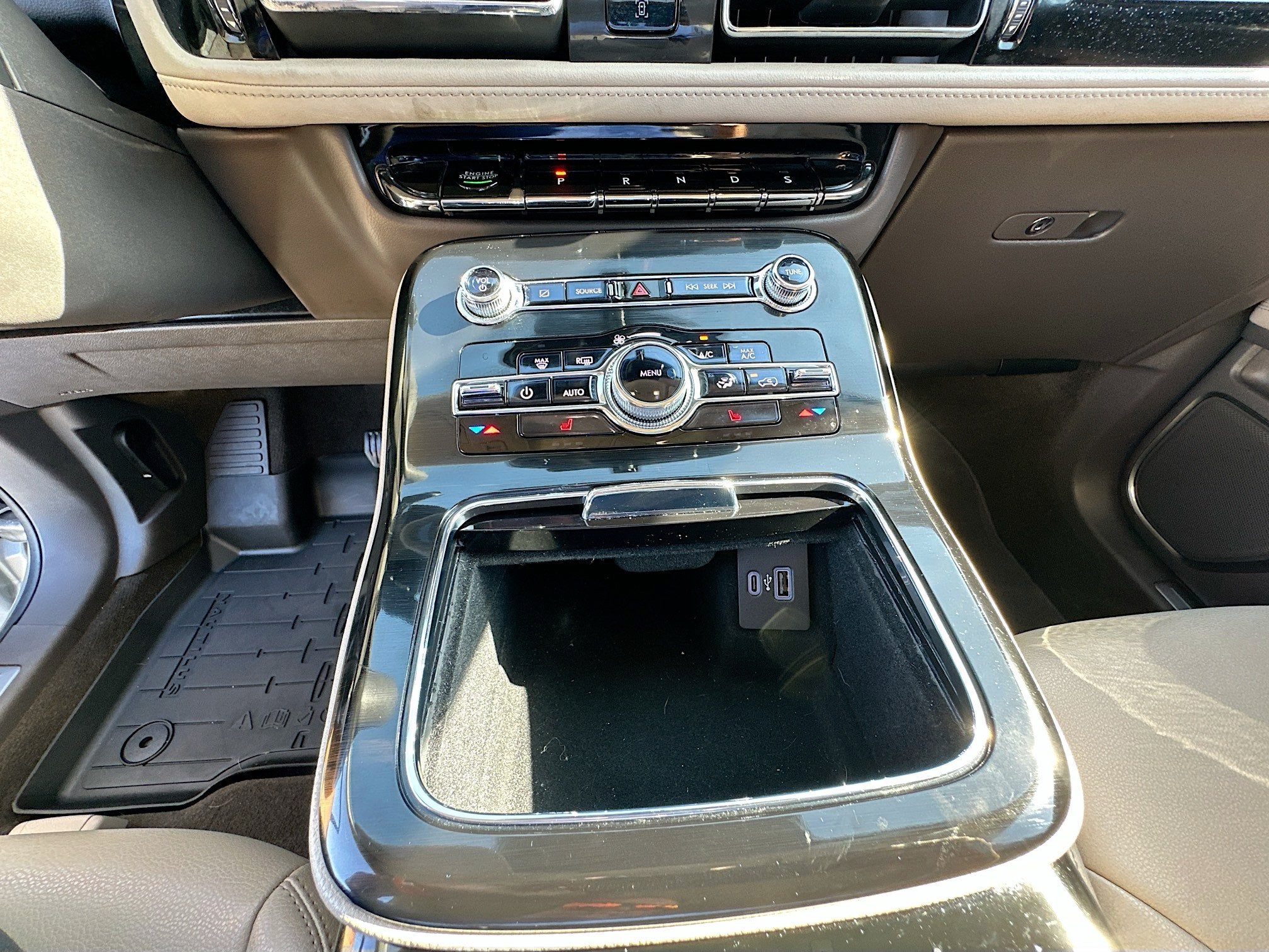 2023 Lincoln Nautilus Standard