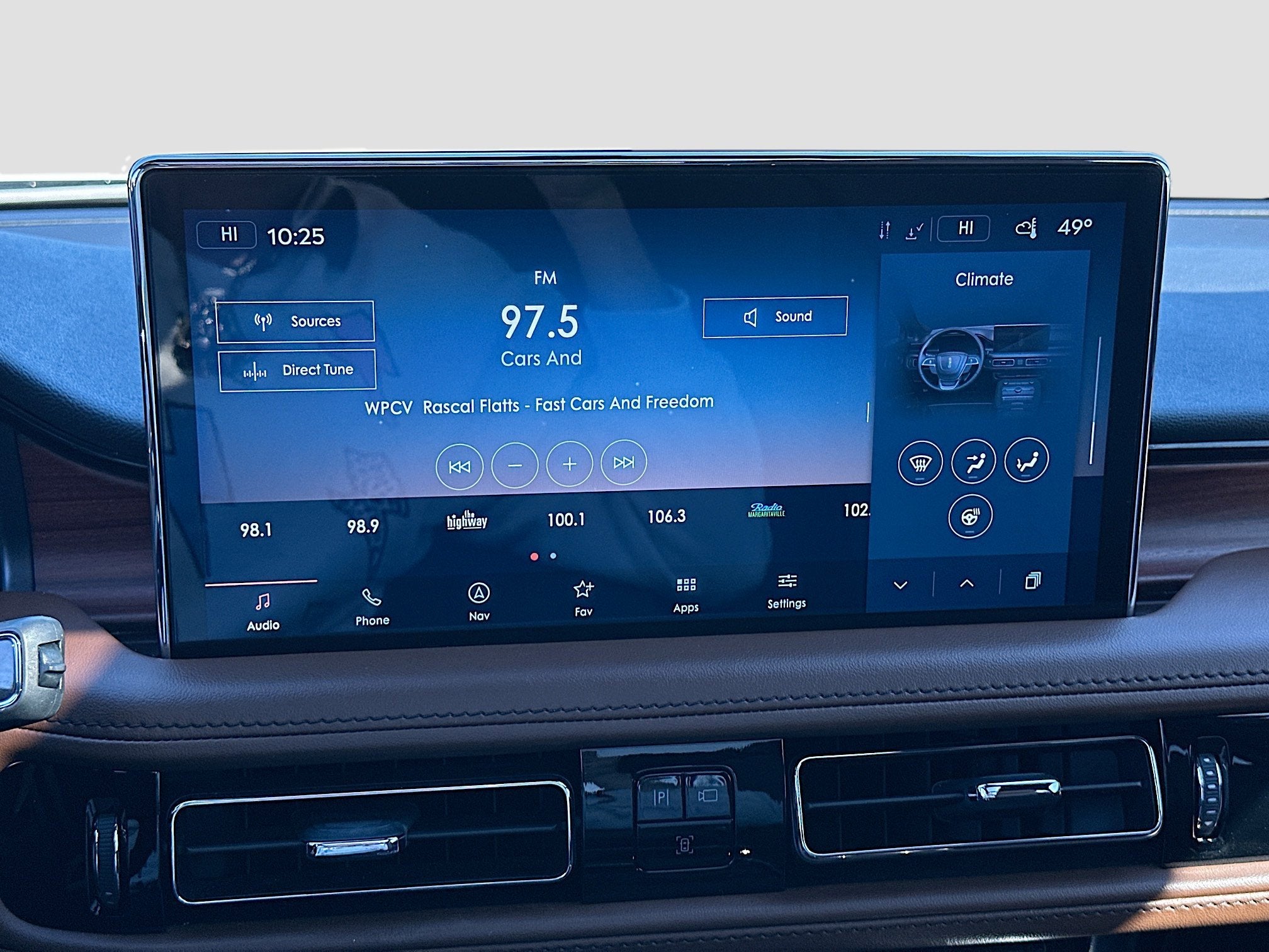 2022 Lincoln Nautilus Reserve