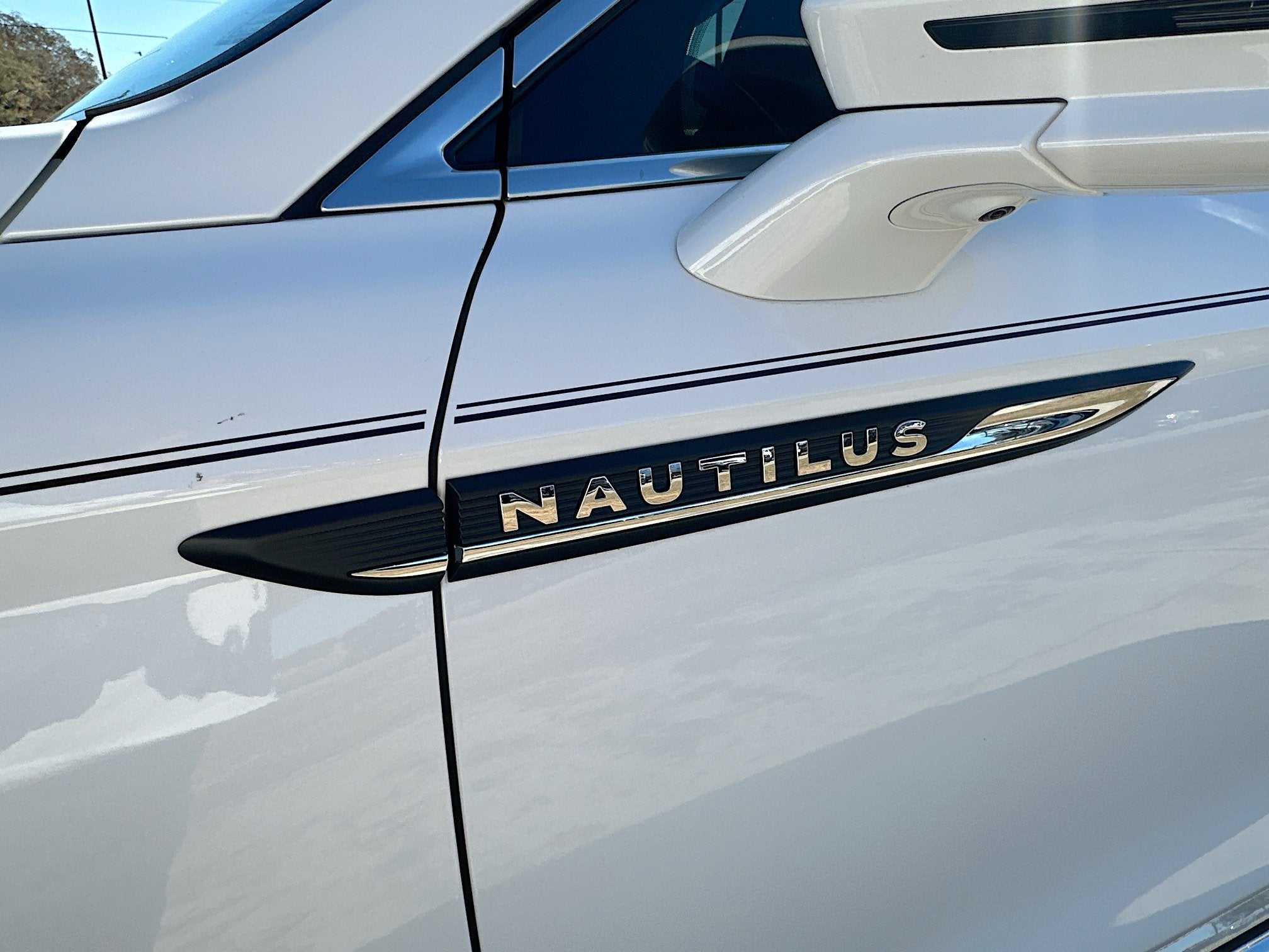 2022 Lincoln Nautilus Reserve