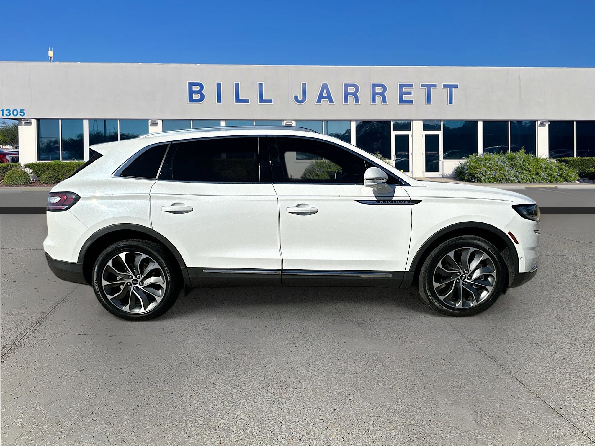 2022 Lincoln Nautilus Reserve