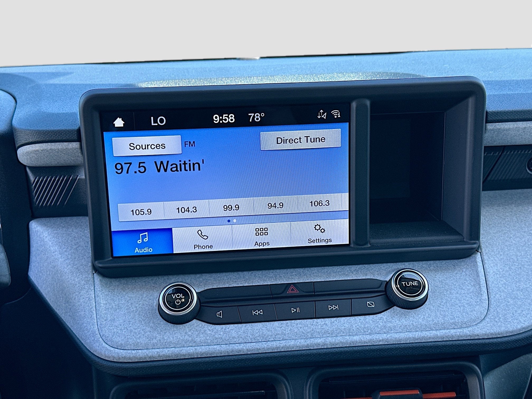 2022 Ford Maverick XL