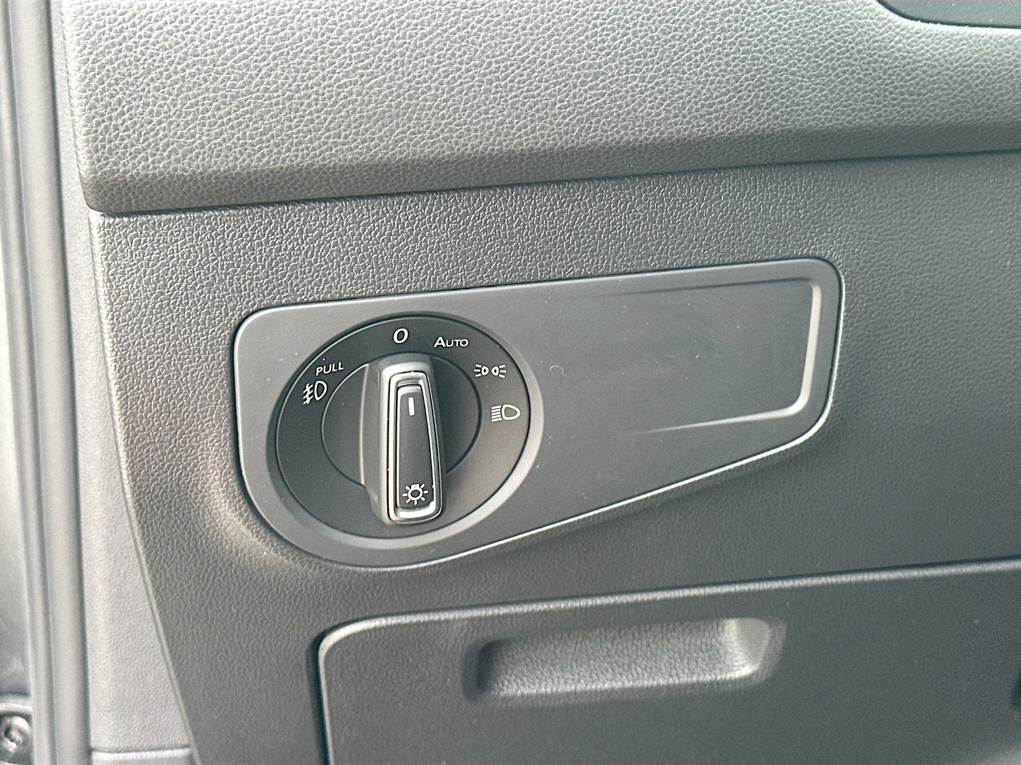 2020 Volkswagen Tiguan 2.0T SEL