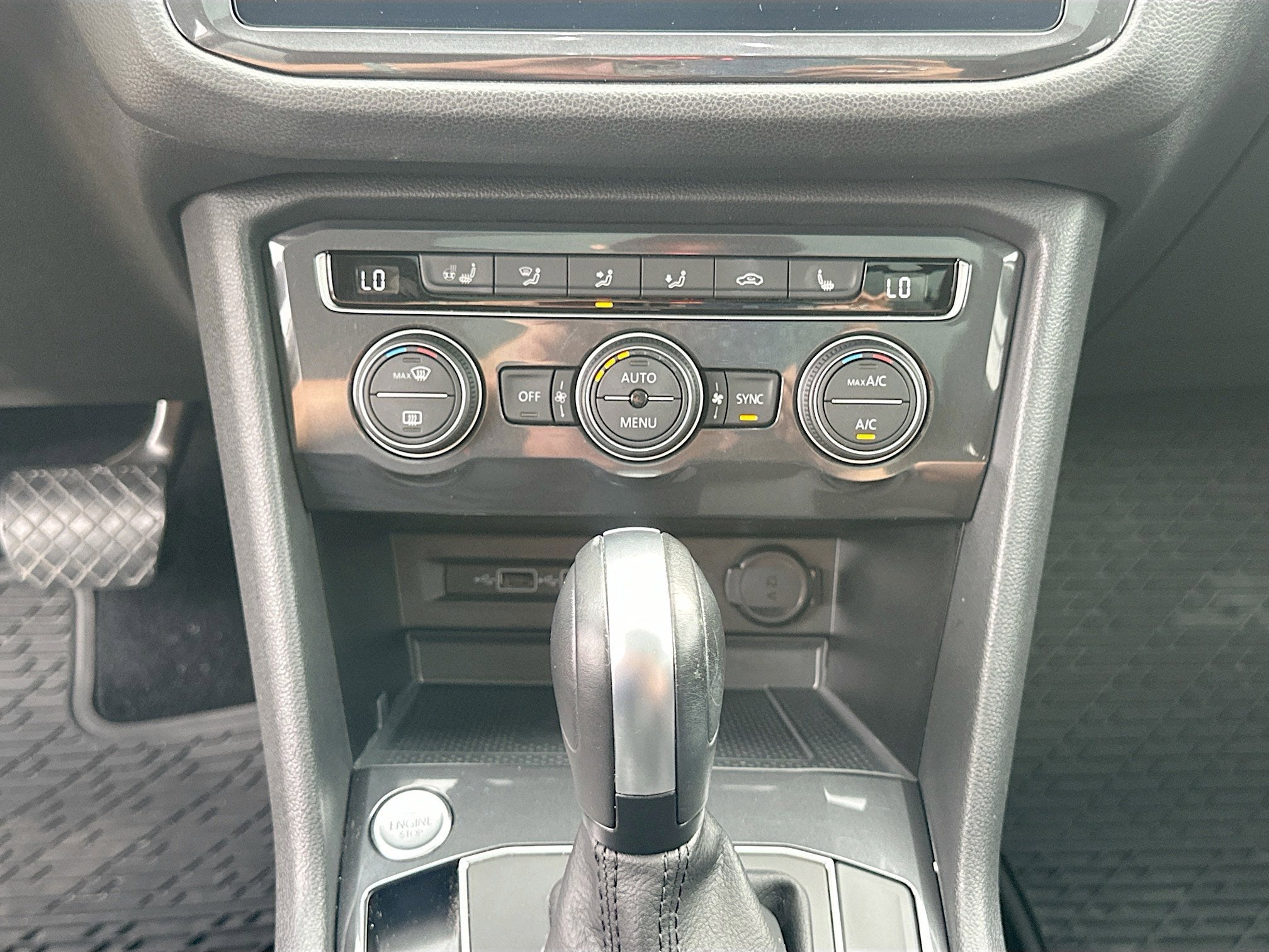 2020 Volkswagen Tiguan 2.0T SEL