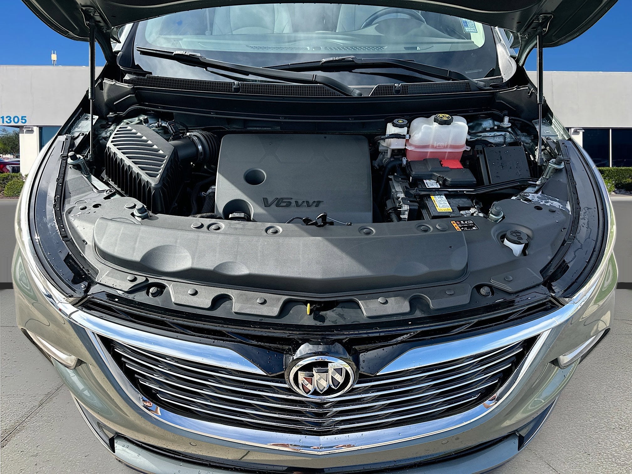 2023 Buick Enclave Essence