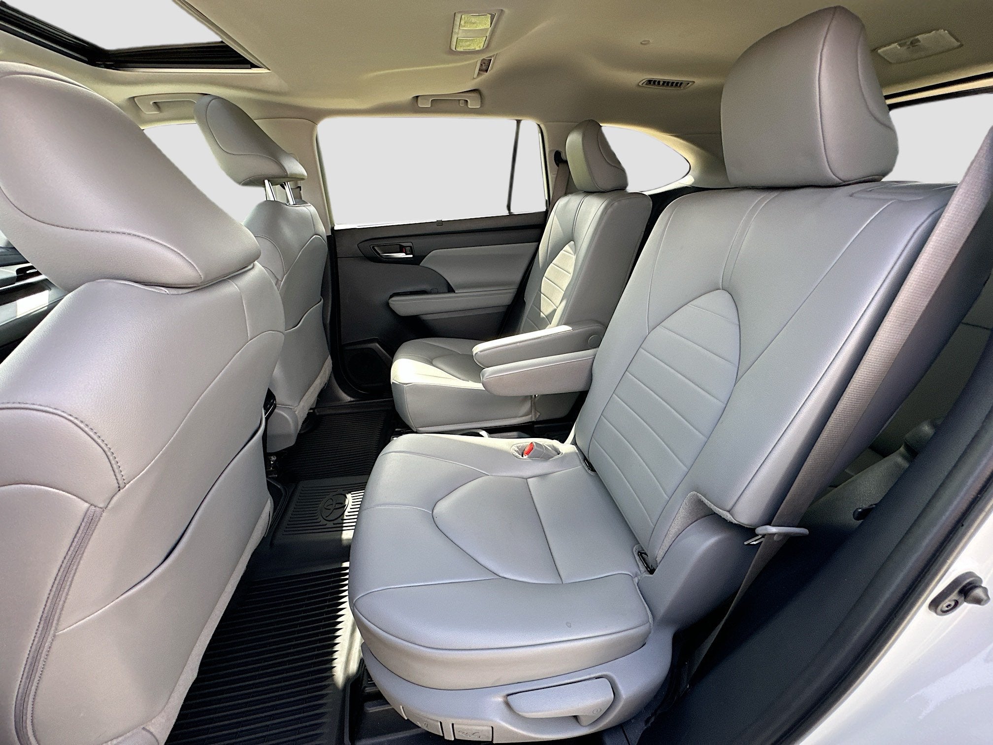 2024 Toyota Highlander Sport