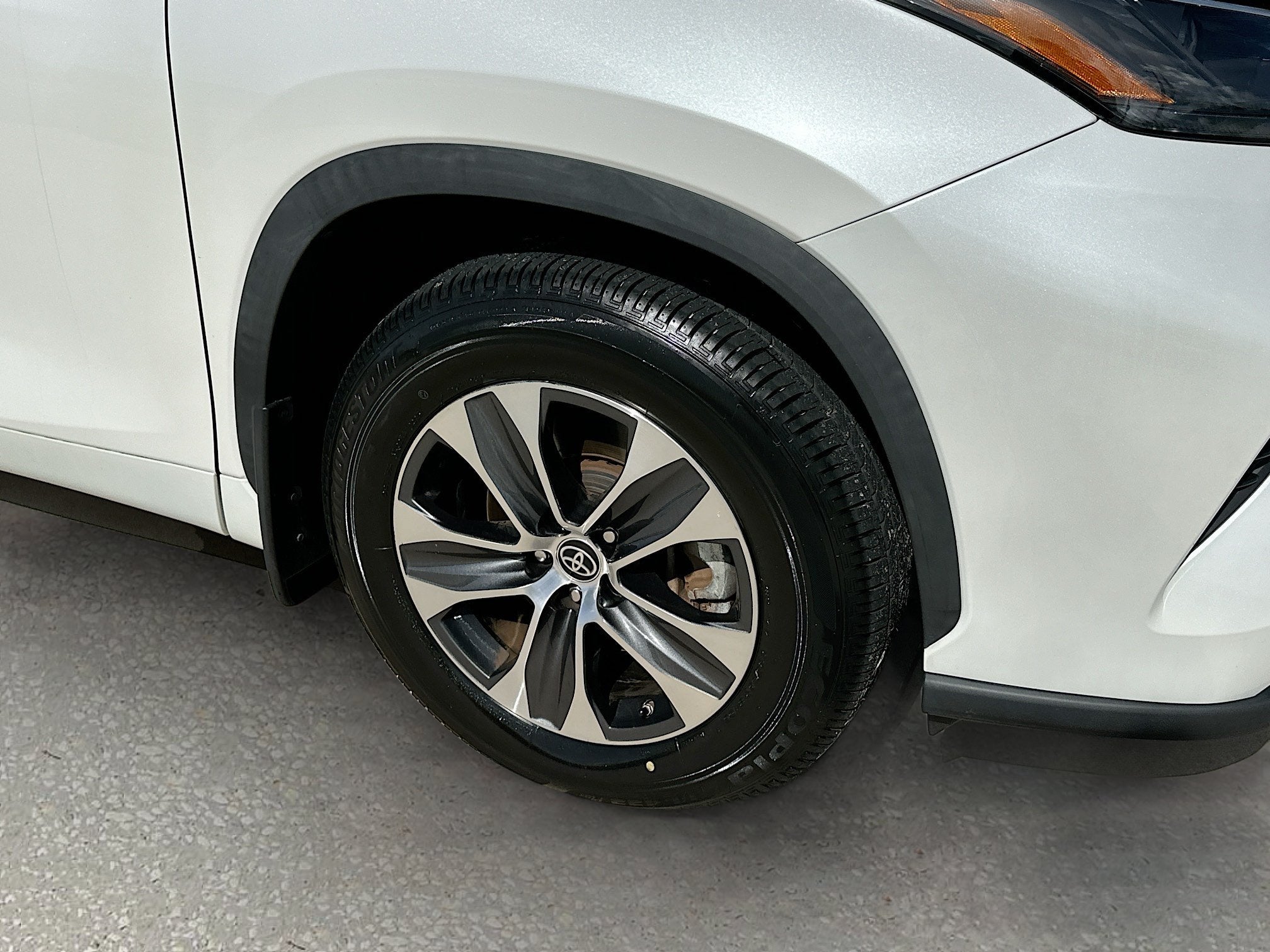 2024 Toyota Highlander Sport
