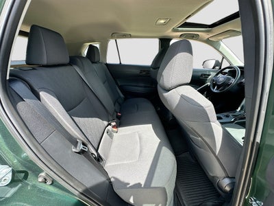 2024 Toyota Corolla Cross LE