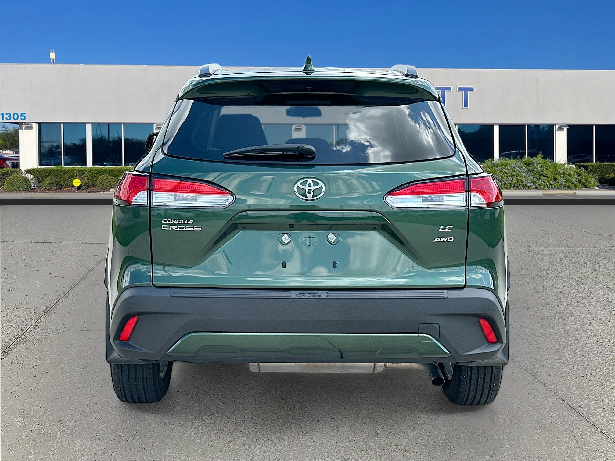 2024 Toyota Corolla Cross LE