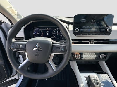 2024 Mitsubishi Outlander SEL Black Edition