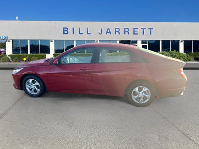 2023 Hyundai Elantra SE