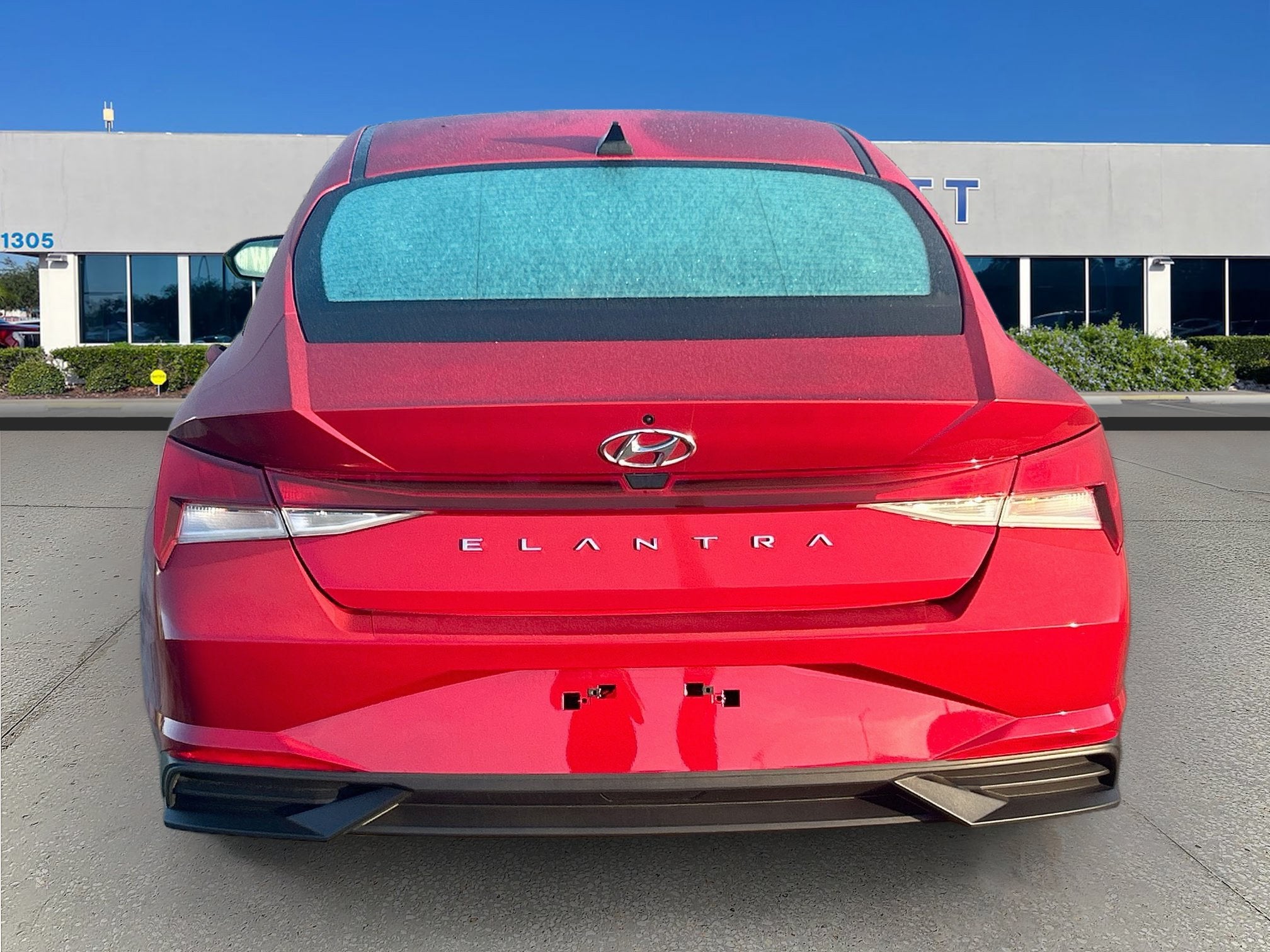 2023 Hyundai Elantra SE