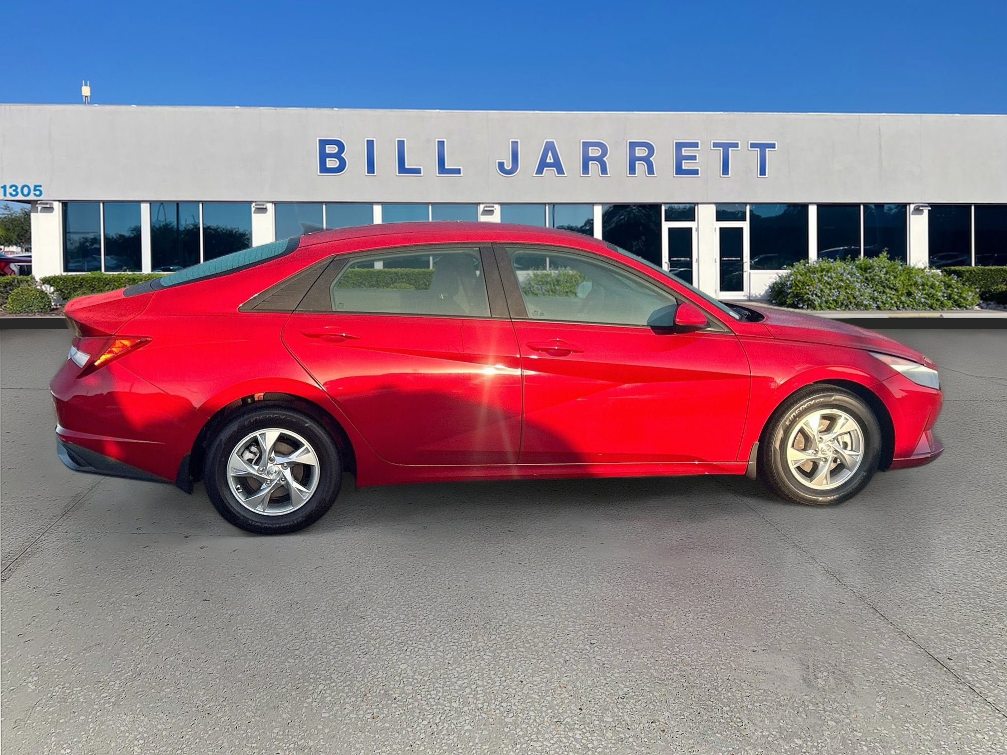 2023 Hyundai Elantra SE