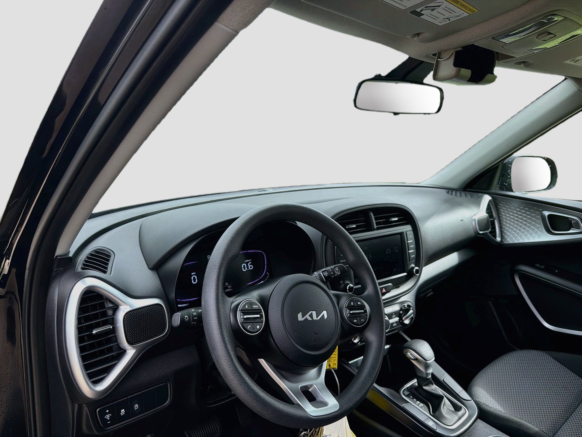 2025 Kia Soul Base