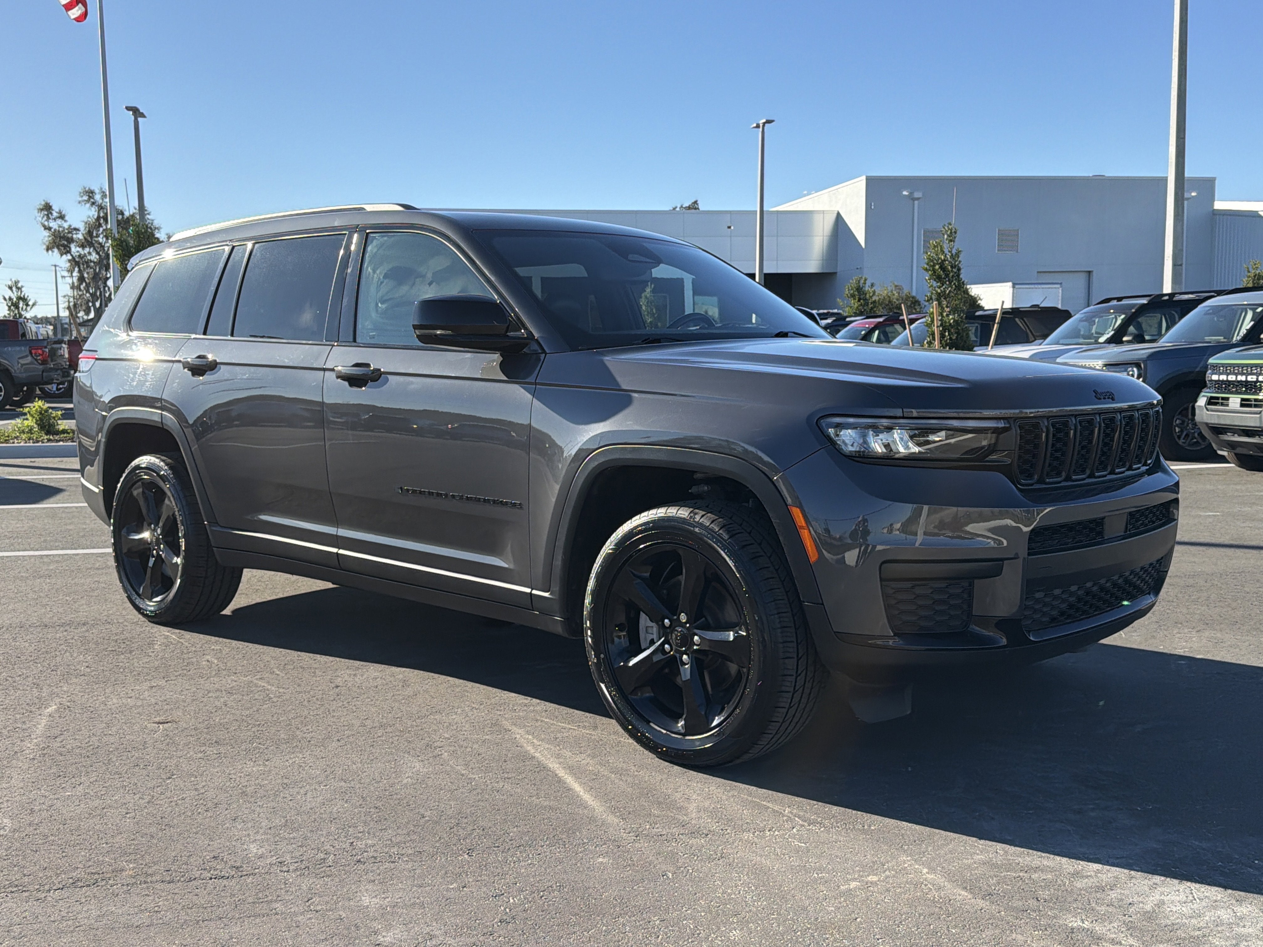 2022 Jeep Grand Cherokee L Altitude