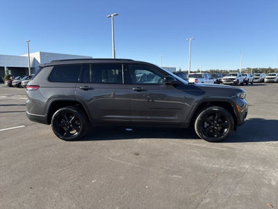 2022 Jeep Grand Cherokee L Altitude